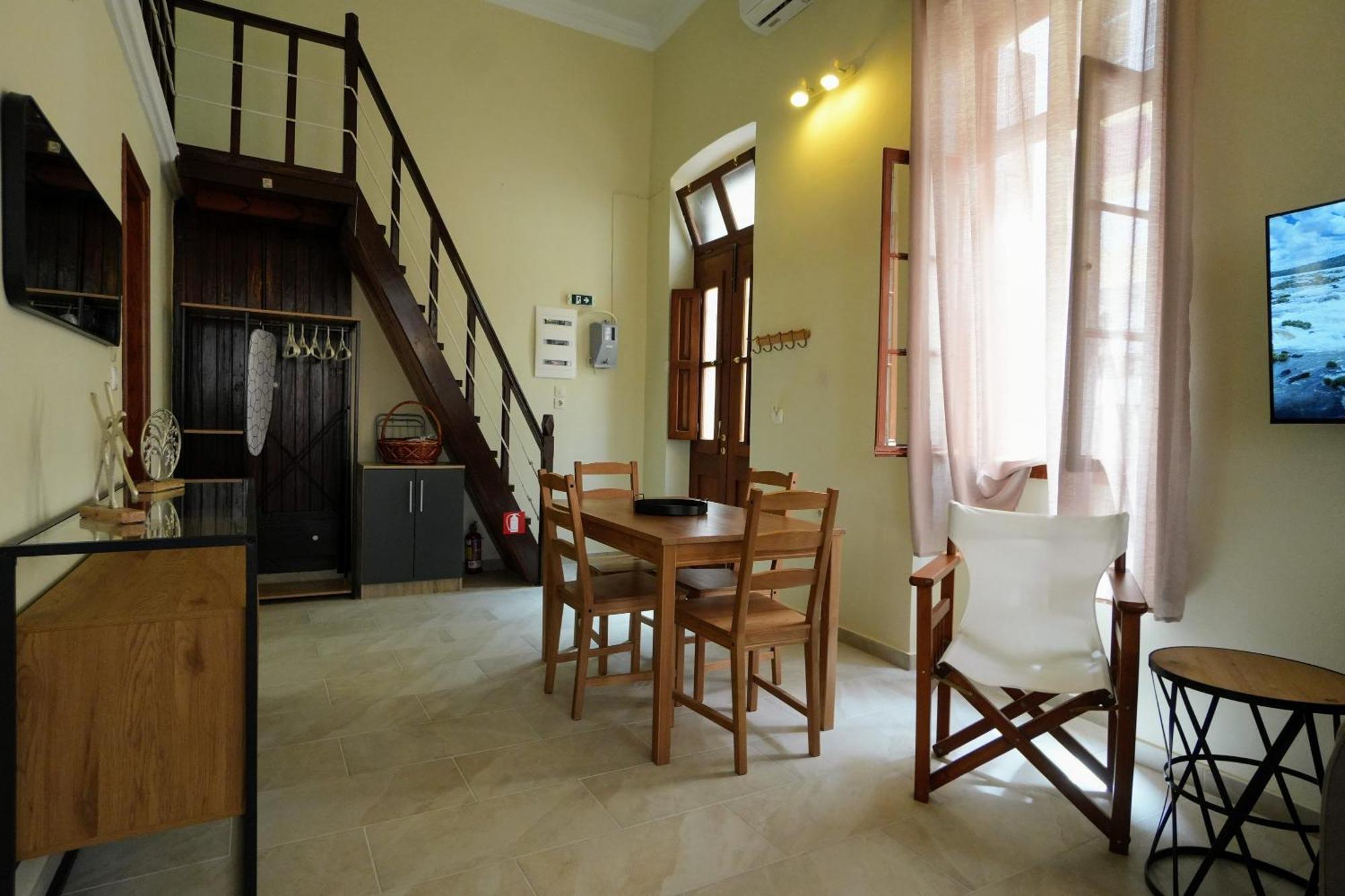 Stone Living Symi Central Apartments Екстер'єр фото