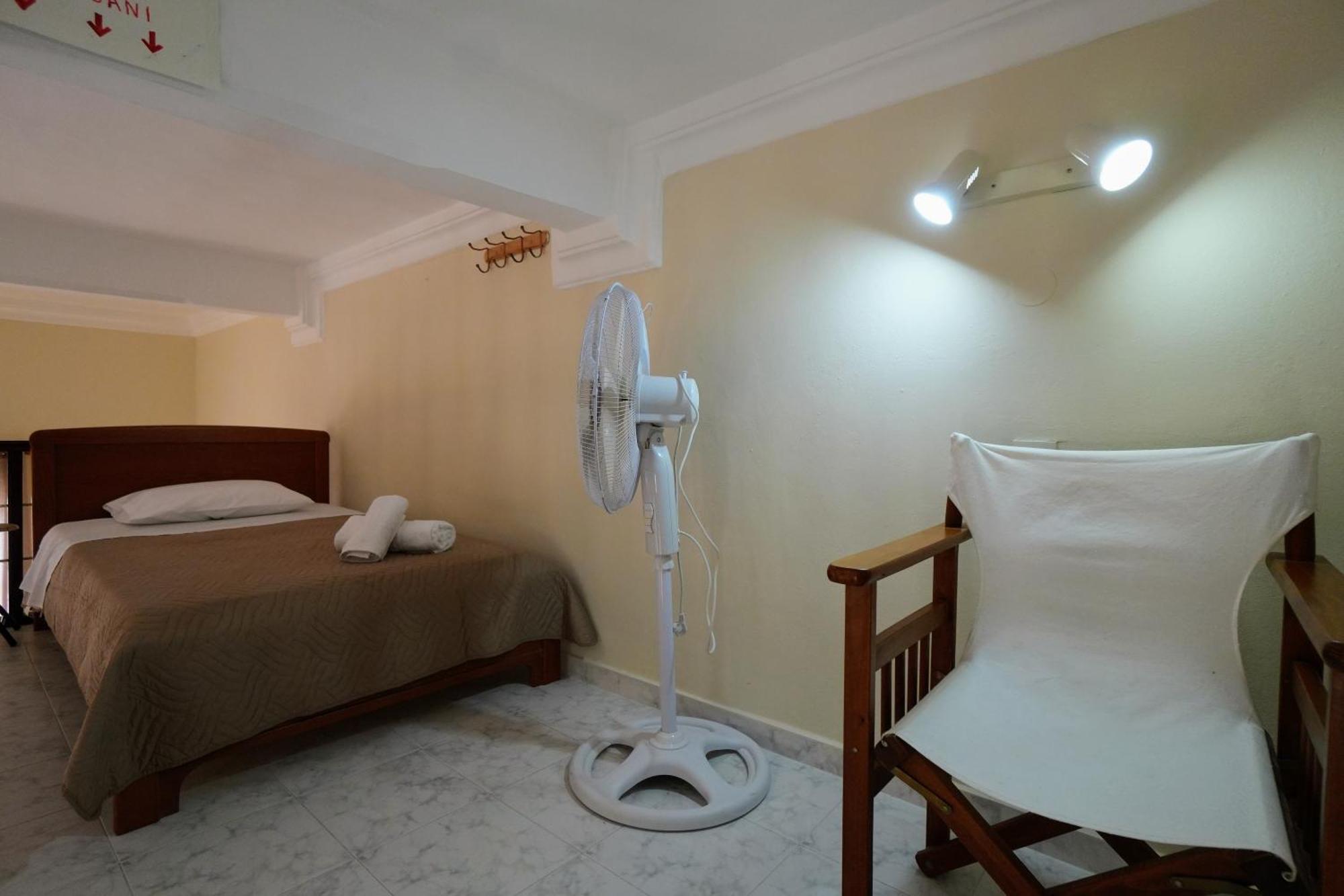 Stone Living Symi Central Apartments Екстер'єр фото